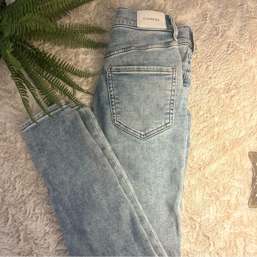 Express High Rise 00 Skinny Jeans